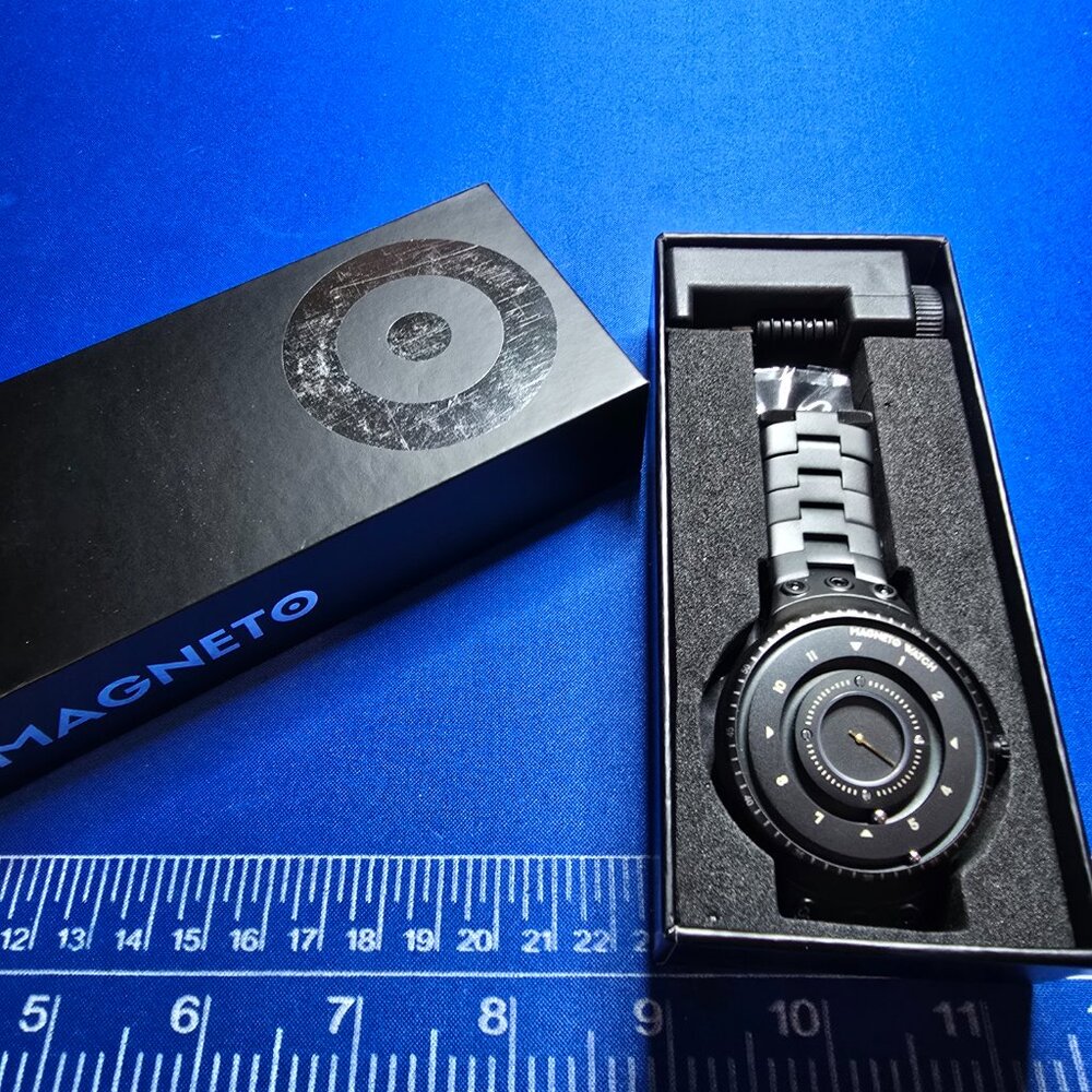 Magneto Precisio Watch